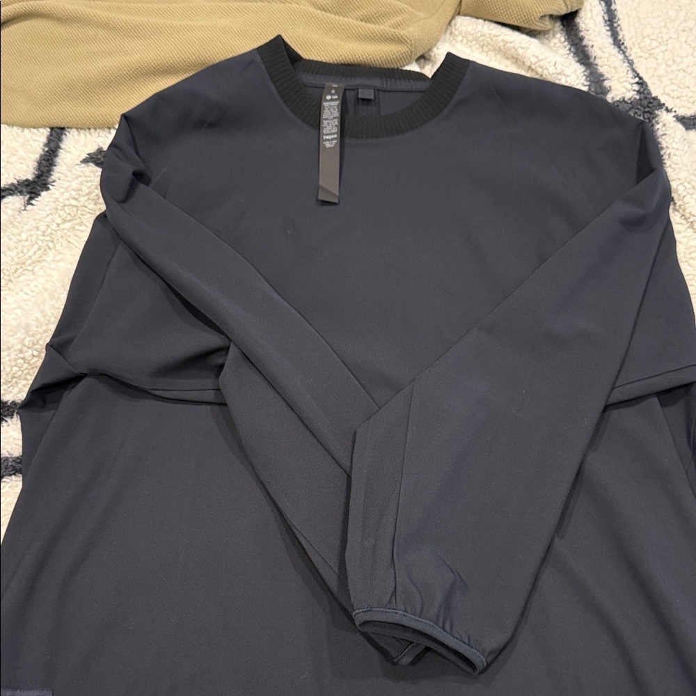 Lululemon Pullover